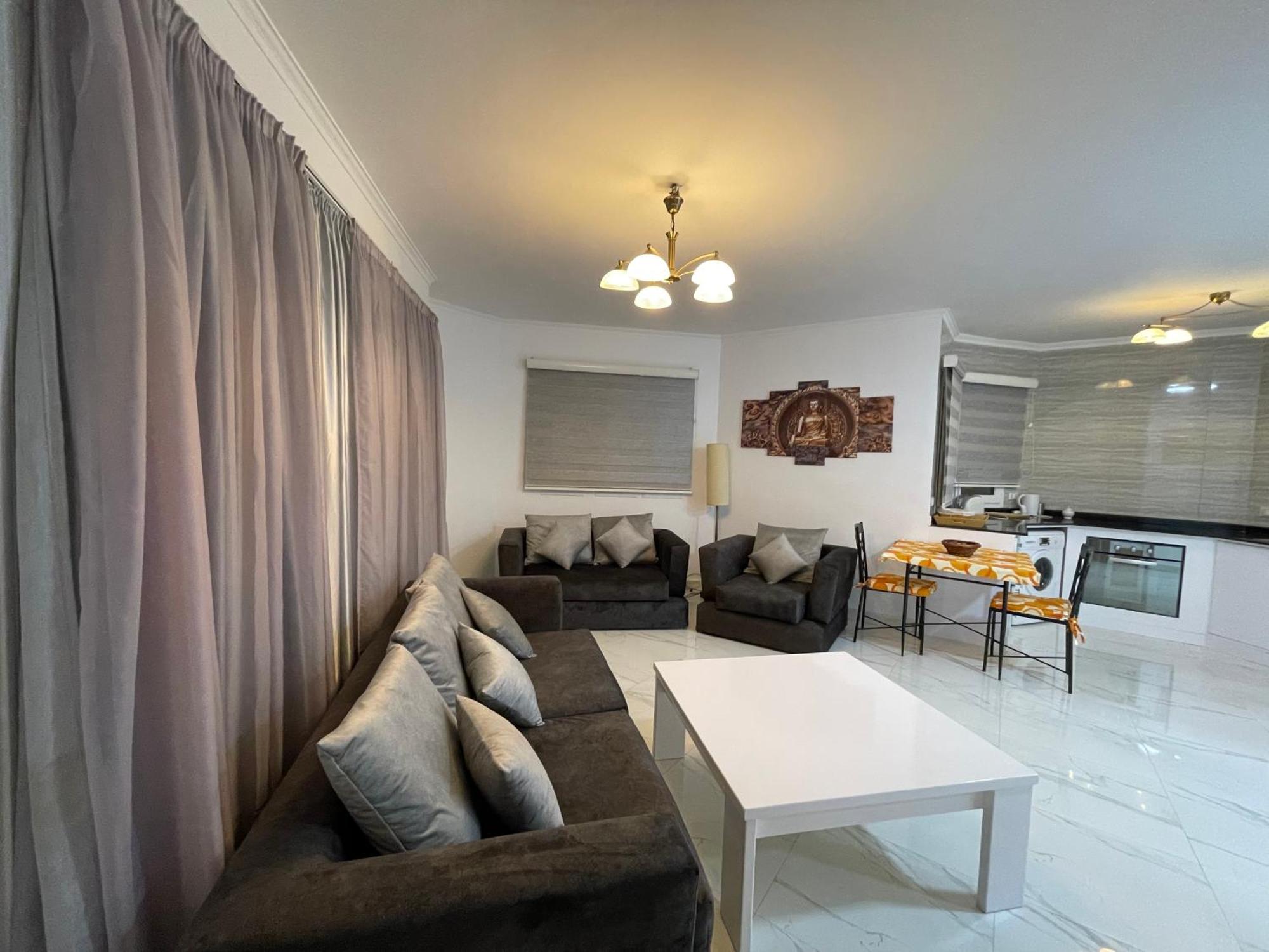 Apartment Regency Towers *
